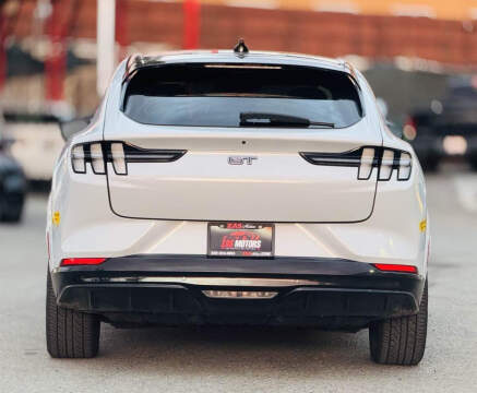 2021 Ford Mustang Mach-E GT