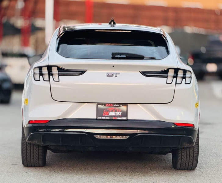 2021 Ford Mustang Mach-E GT