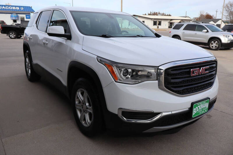 2017 GMC Acadia SLE-1