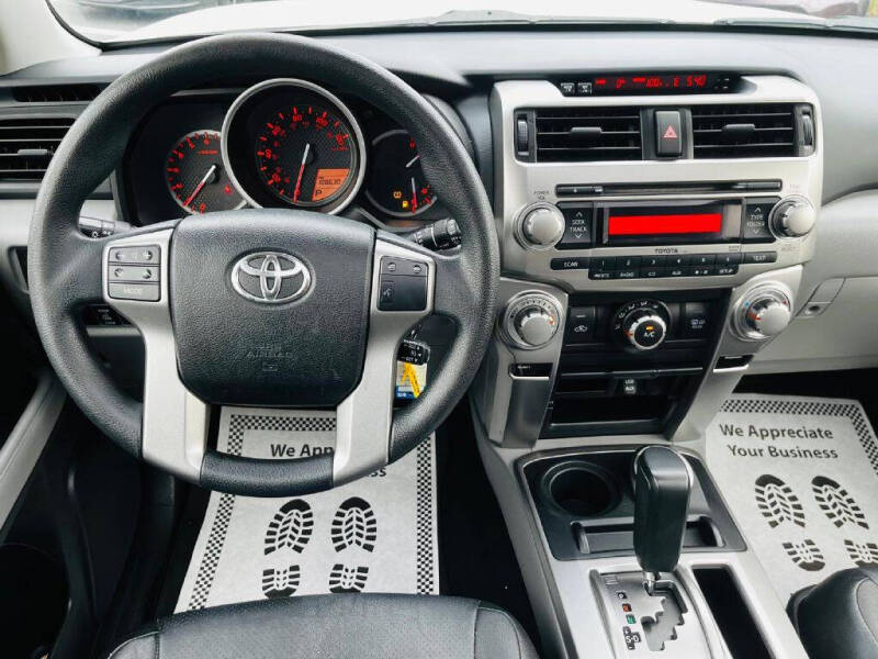 2013 Toyota 4Runner SR5