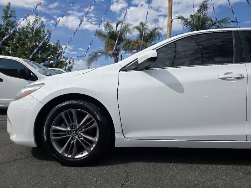 2016 Toyota Camry SE