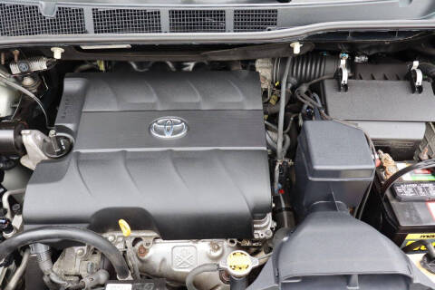 2012 Toyota Sienna XLE 8-Passenger