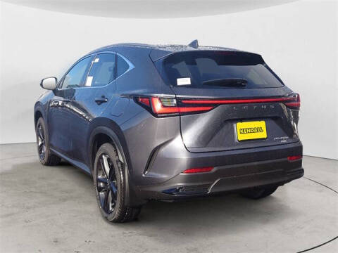 2026 Lexus NX 450h+ Luxury