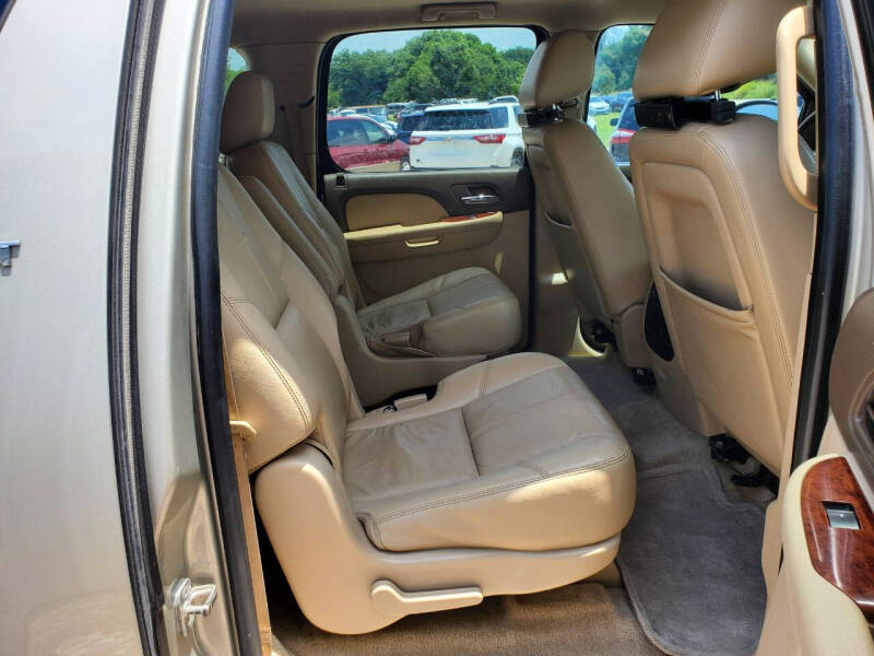2014 Chevrolet Suburban LT
