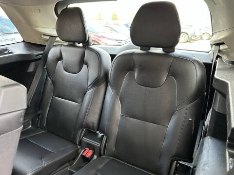 2019 Volvo XC90 T6 Momentum