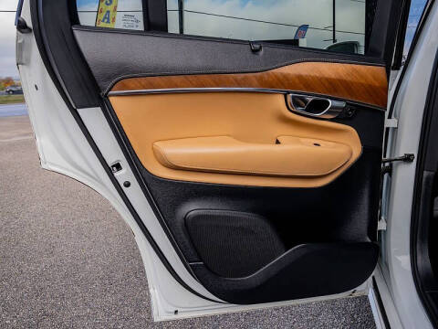 2018 Volvo XC90 T6 Inscription