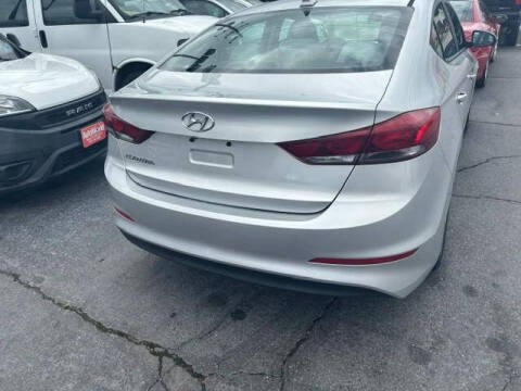 2018 Hyundai Elantra