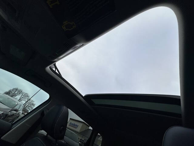 2026 Volkswagen Taos SEL 4Motion