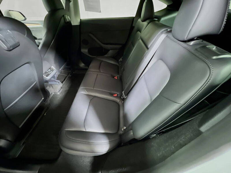 2025 Tesla Model Y Long Range