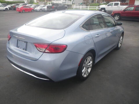 2015 Chrysler 200 Limited