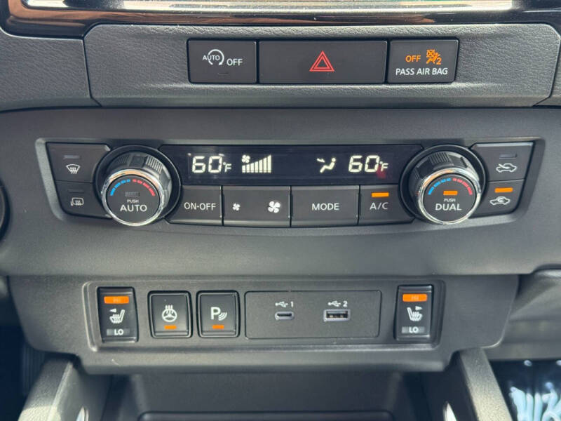 2024 Nissan Frontier SV