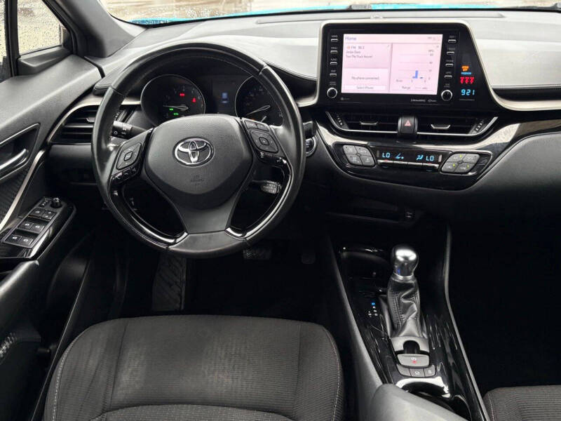 2019 Toyota C-HR XLE