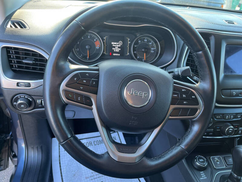 2019 Jeep Cherokee Latitude Plus