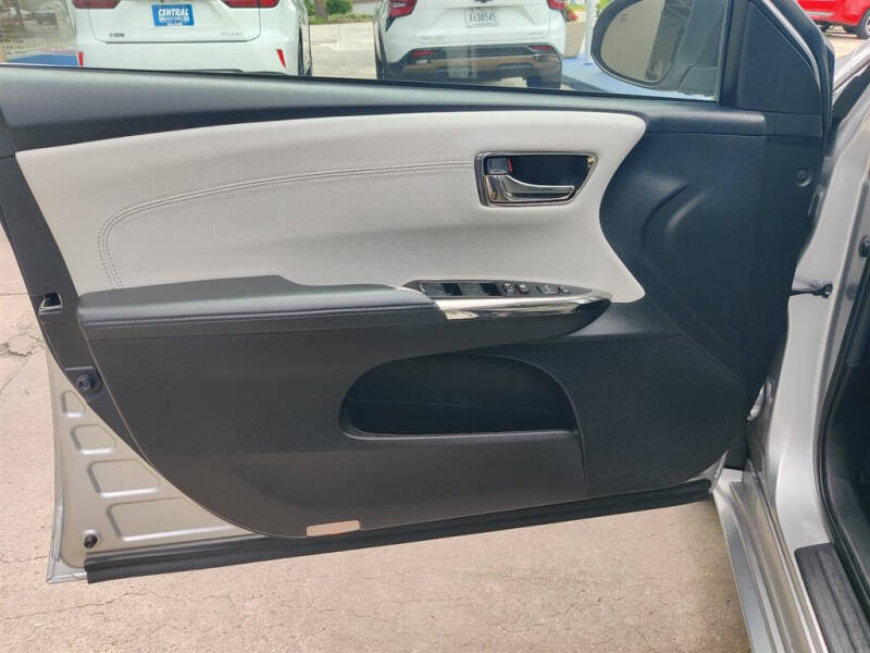 2016 Toyota Avalon XLE