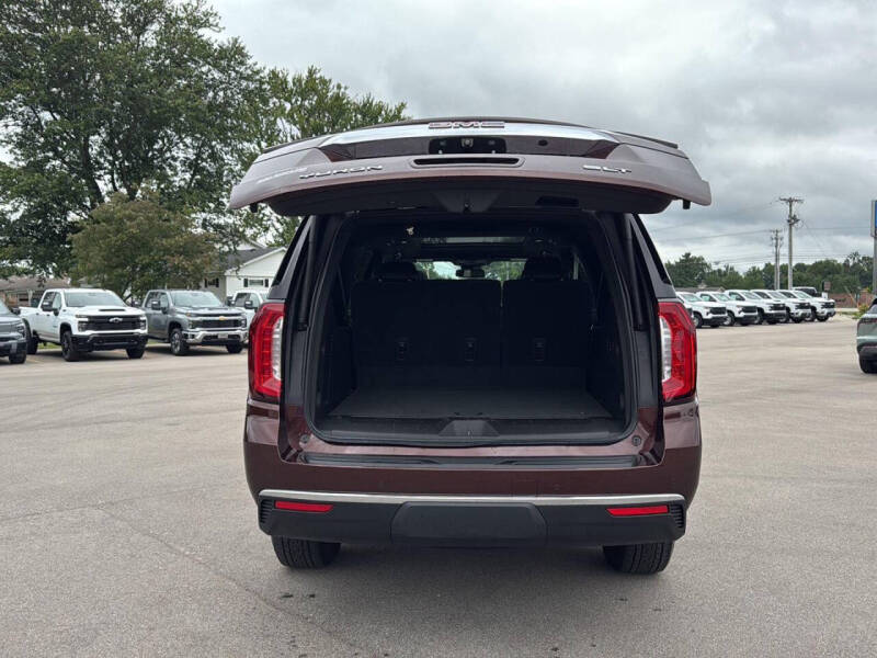 2023 GMC Yukon XL SLT