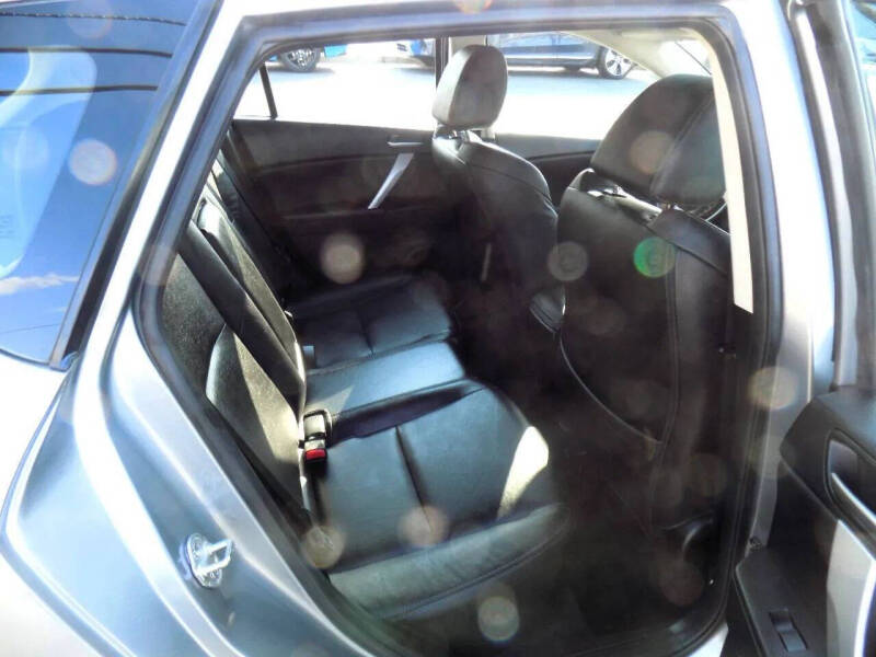 2013 Mazda MAZDA3 i Grand Touring