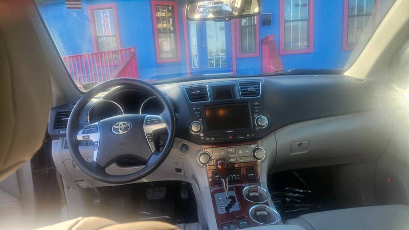 2012 Toyota Highlander Hybrid Limited