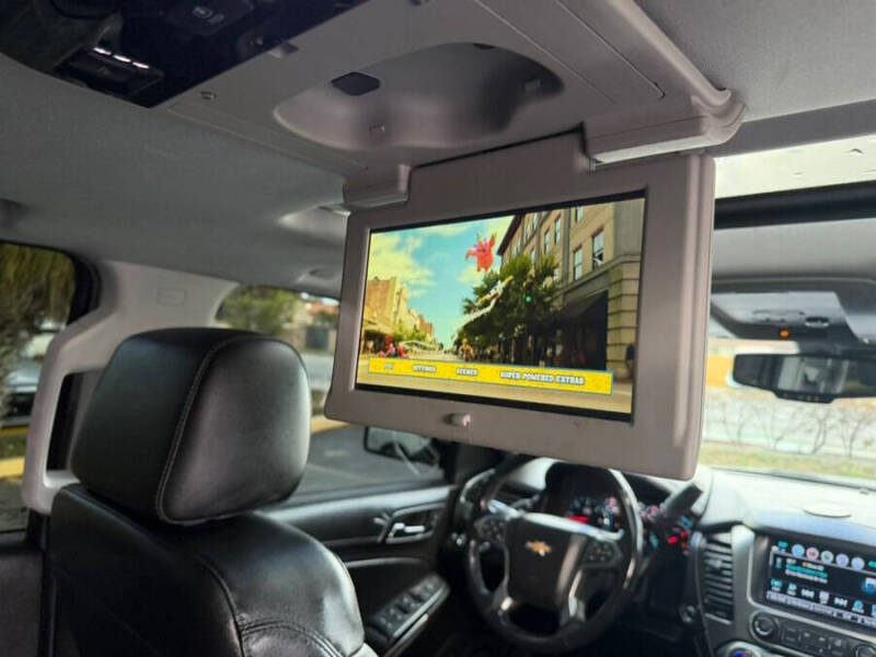 2017 Chevrolet Suburban LT