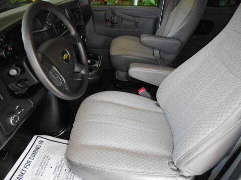2016 Chevrolet Express LT 3500