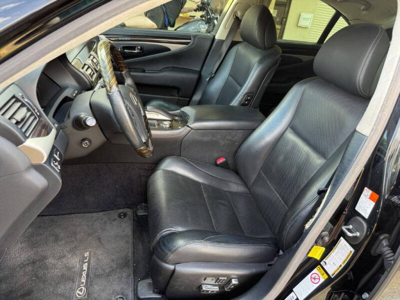 2016 Lexus LS 460