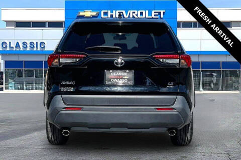 2022 Toyota RAV4 LE