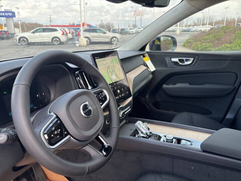 2026 Volvo XC60 B5 Plus