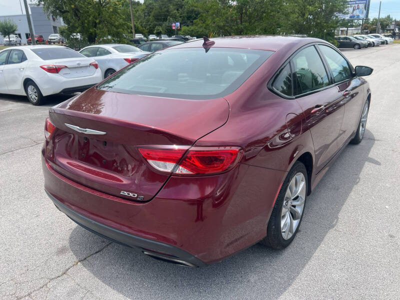 2015 Chrysler 200 S