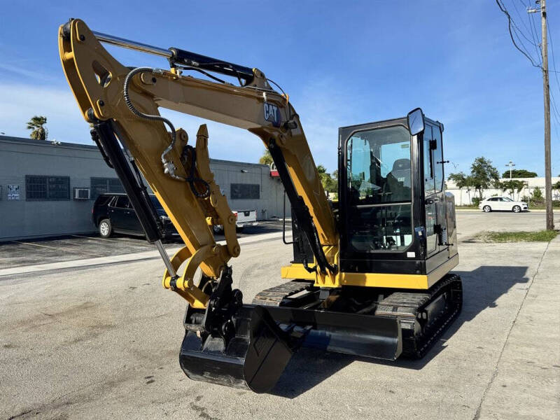 2025 Caterpillar 305.5 E2 CR