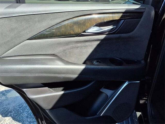 2020 Cadillac Escalade Platinum