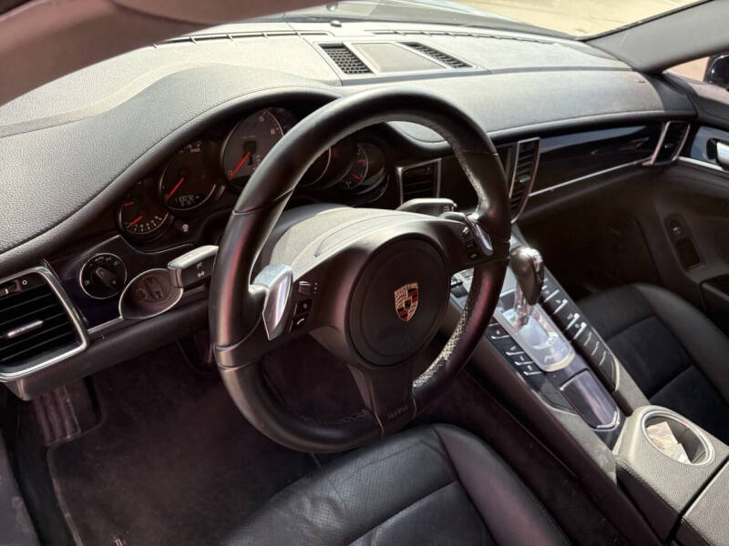 2011 Porsche Panamera 4S