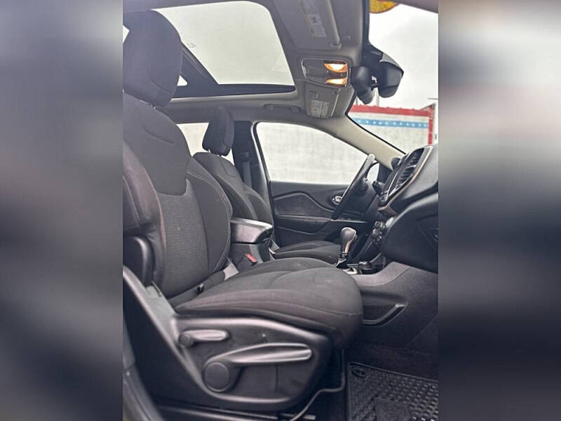 2016 Jeep Cherokee Latitude 75th Anniversary