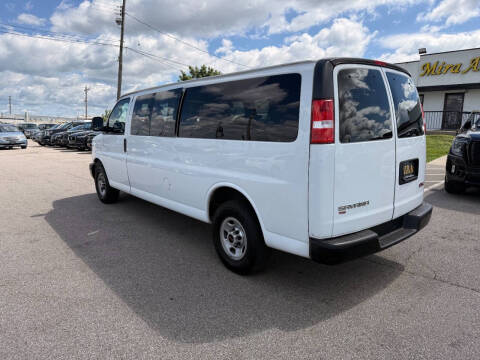 2017 GMC Savana LS 3500