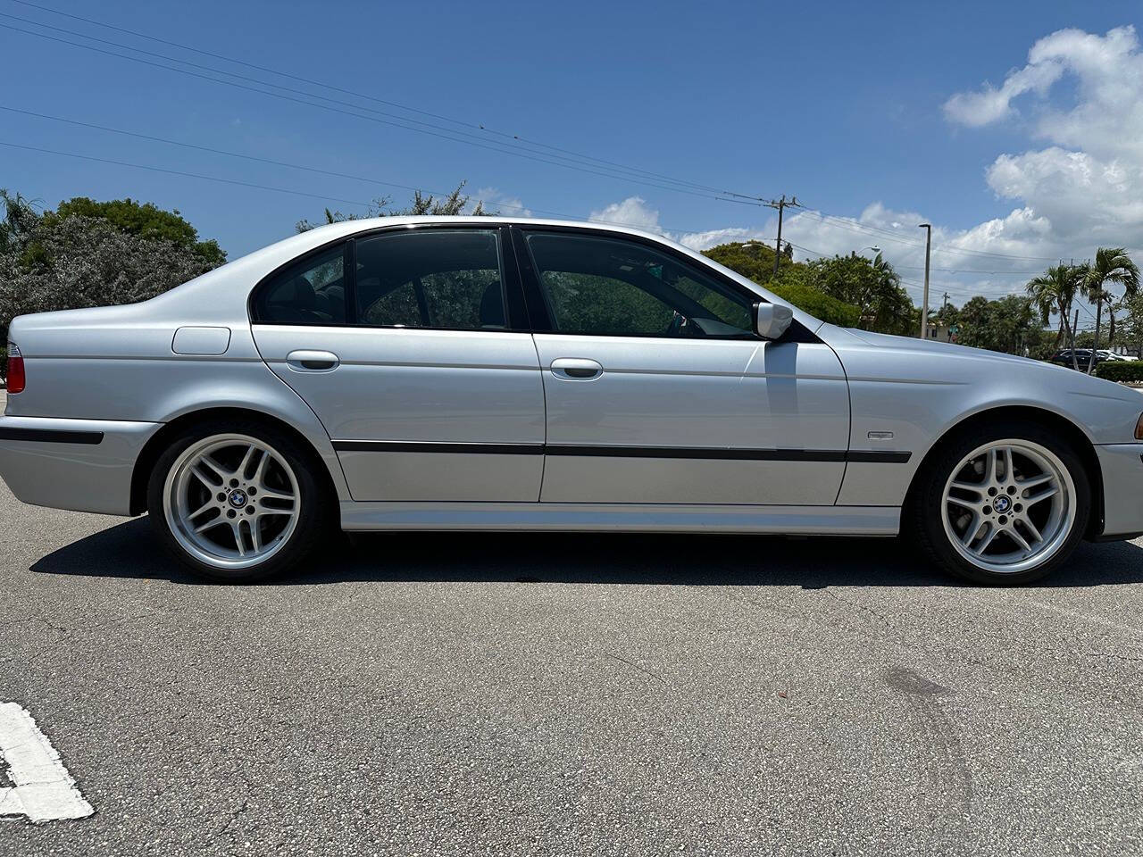 2003 BMW 5 Series 158