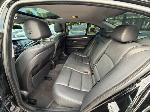 2016 BMW 5 Series 528i