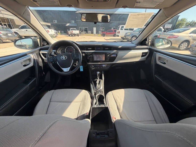 2015 Toyota Corolla LE