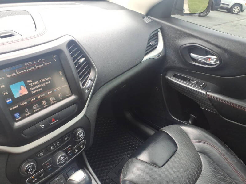 2016 Jeep Cherokee Trailhawk