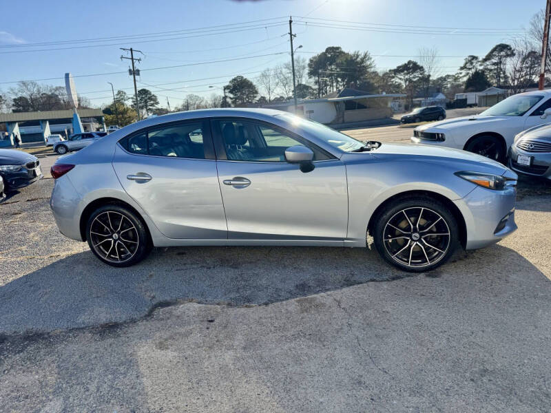 2017 Mazda MAZDA3 Touring
