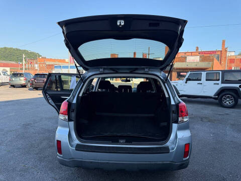 2013 Subaru Outback 2.5i Premium