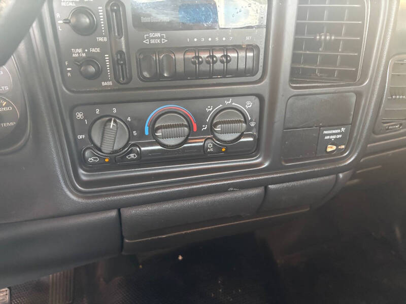 2002 Chevrolet Silverado 1500 LS