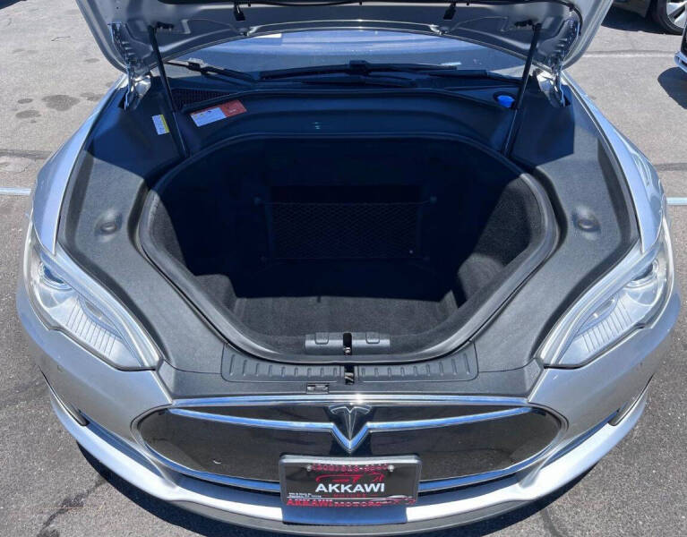 2015 Tesla Model S