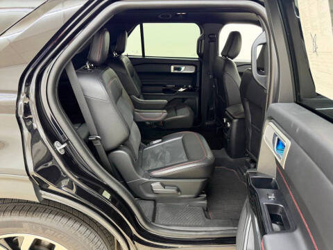 2024 Ford Explorer ST-Line