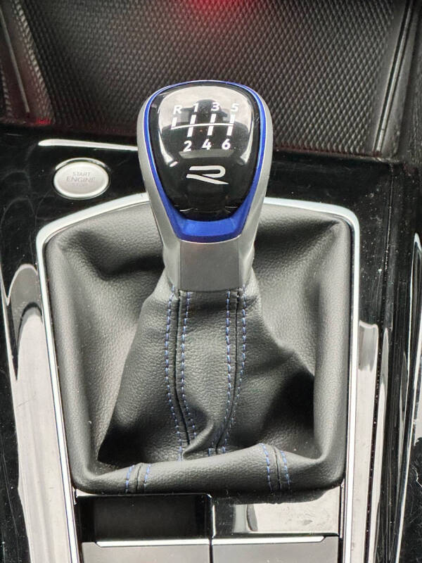 2024 Volkswagen Golf R 4Motion