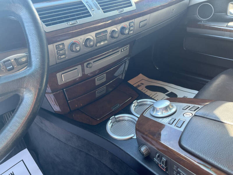 2005 BMW 7 Series 745Li