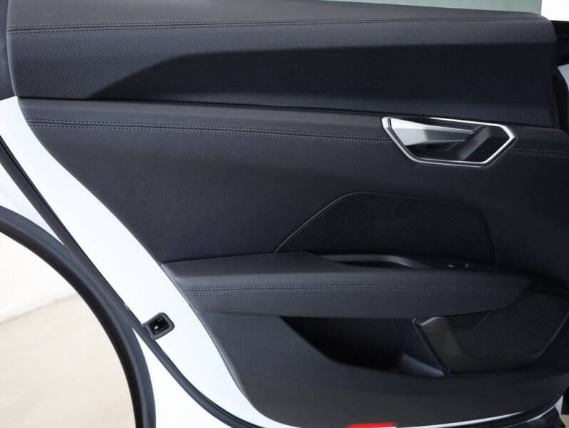 2022 Audi e-tron GT quattro Premium Plus