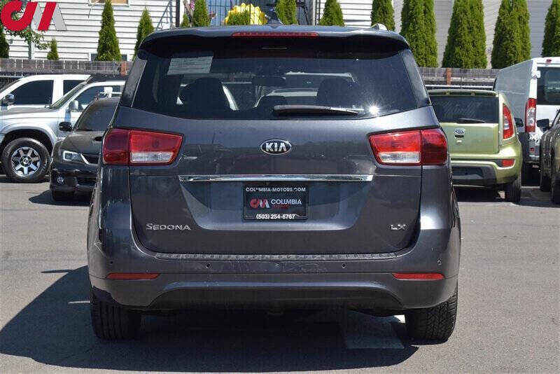 2016 Kia Sedona LX
