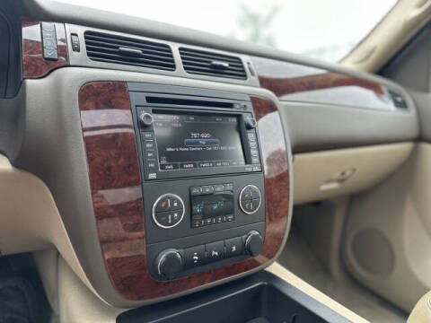 2011 Chevrolet Avalanche LTZ