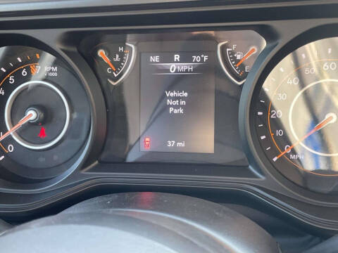 2025 Jeep Gladiator Sport