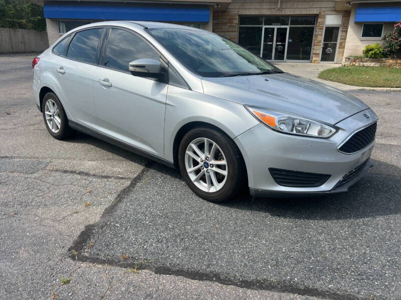 Used 2018 Ford Focus SE with VIN 1FADP3FE9JL215142 for sale in Norfolk, VA