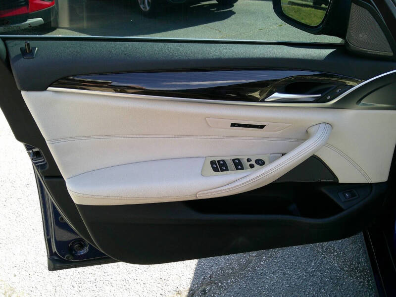 2018 BMW 5 Series 530i