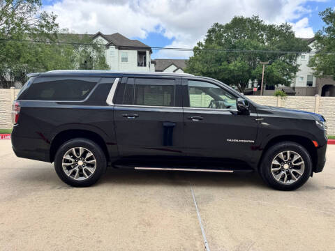 2022 Chevrolet Suburban LT